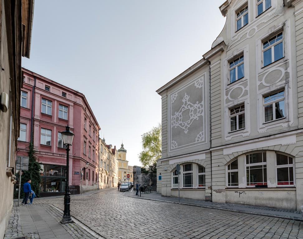 Hill Inn Poznan Bagian luar foto