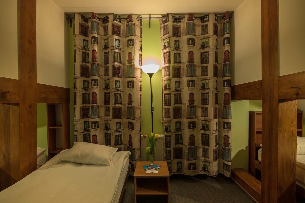 Hill Inn Poznan Bagian luar foto