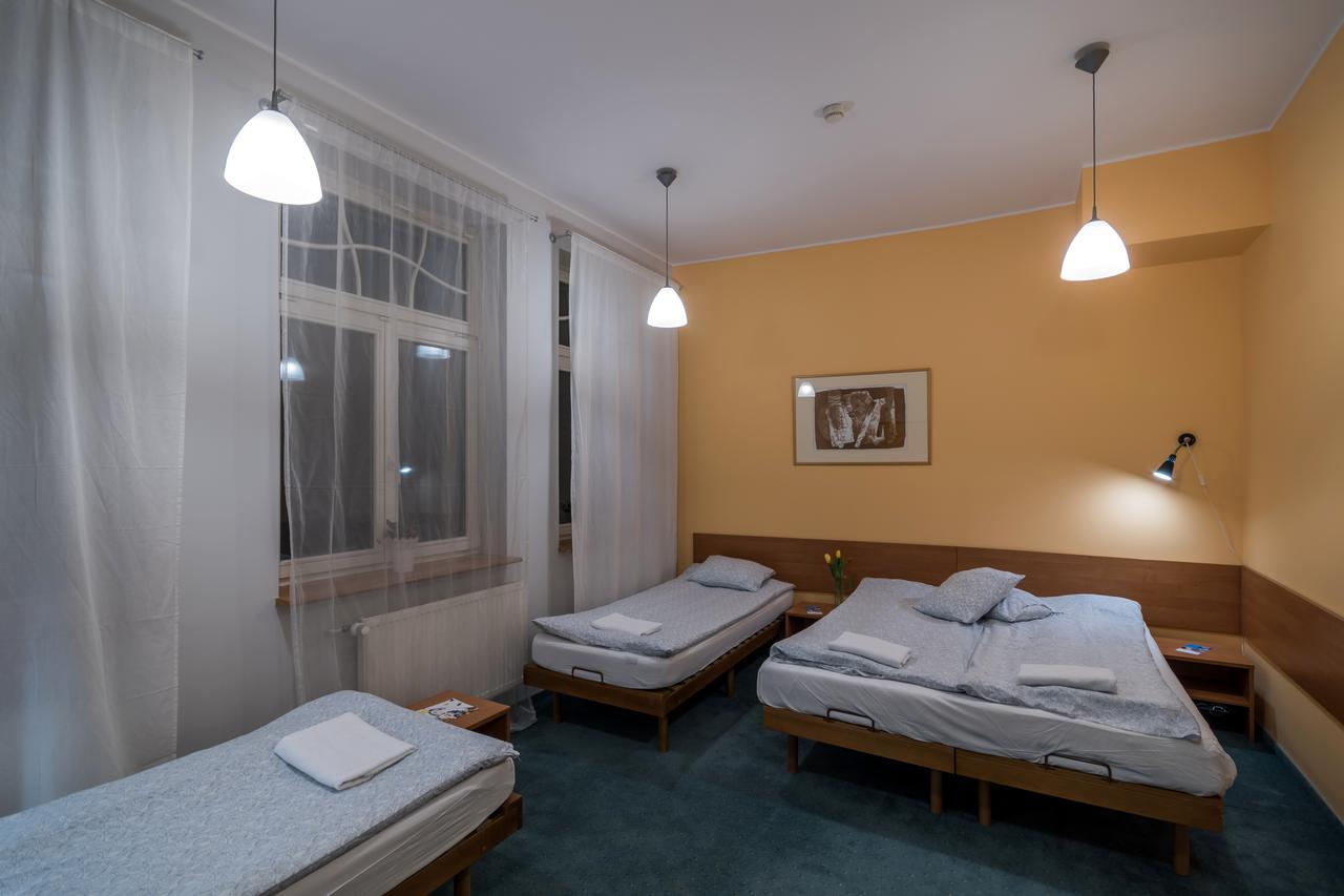 Hill Inn Poznan Bagian luar foto