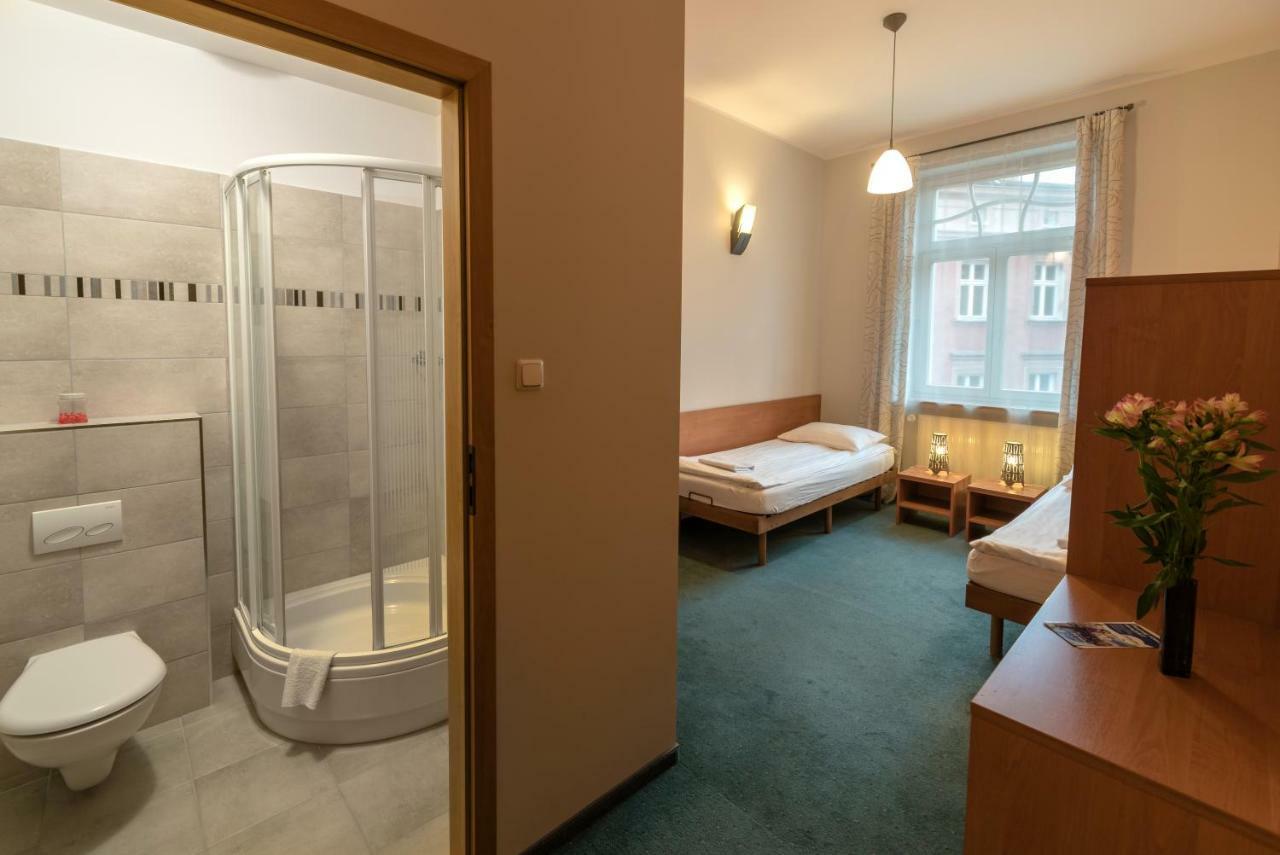 Hill Inn Poznan Bagian luar foto